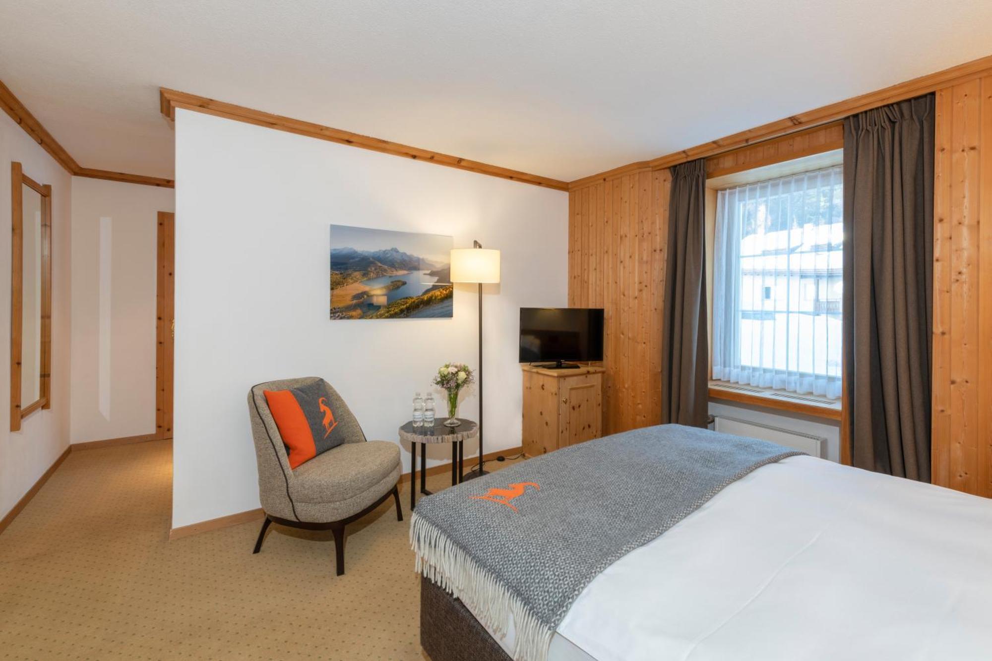 Edelweiss Swiss Quality Hotel Sils-Maria Habitación foto
